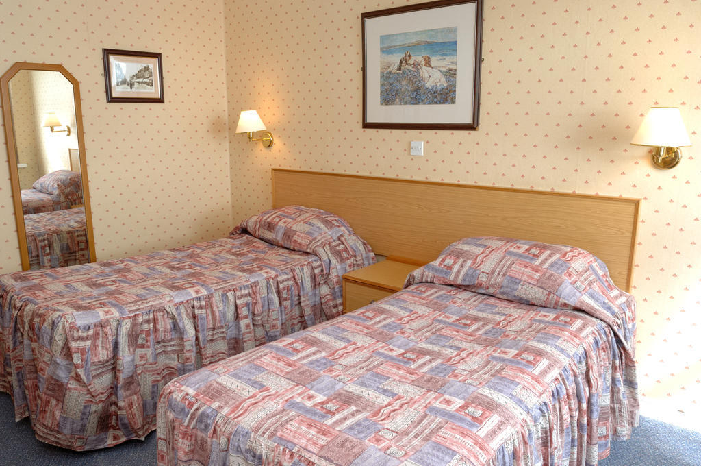 Madeira Hotel Falmouth Szoba fotó